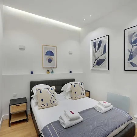 Apartment For 2 People In Bastille